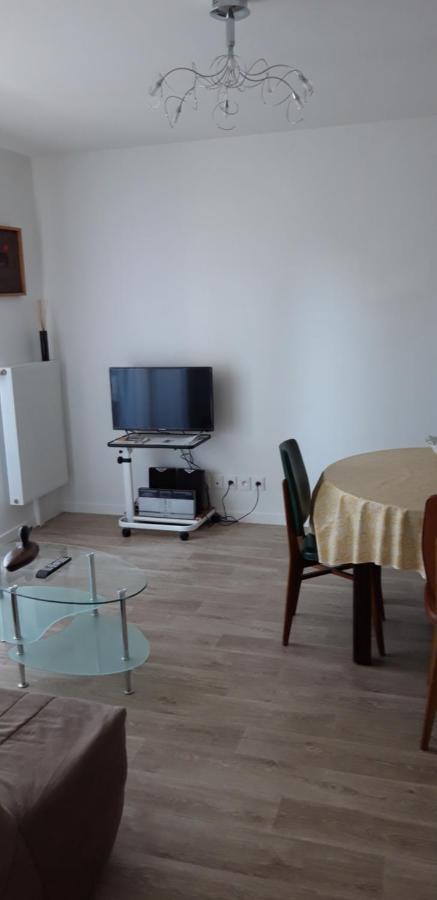 Pour Visiter Ou Travailler Dans Le Loiret Saint-Jean-de-Braye Exterior foto